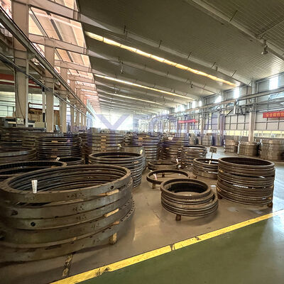 PC200-7 Slewing Bearing For Hitachi Excavator Spare Parts 207-25-61100 Swing Circle Slew Ring