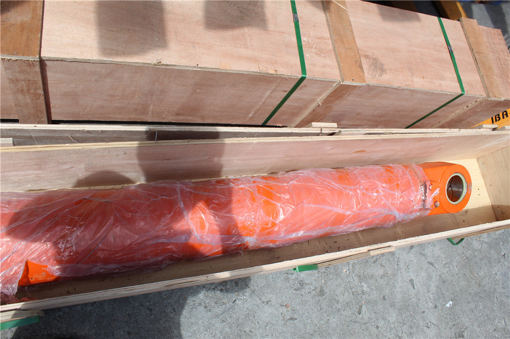 Hitachi Crawler excavator Bucket cylinder assy ZX490 ZX490LCH-5A for hitachi excavator